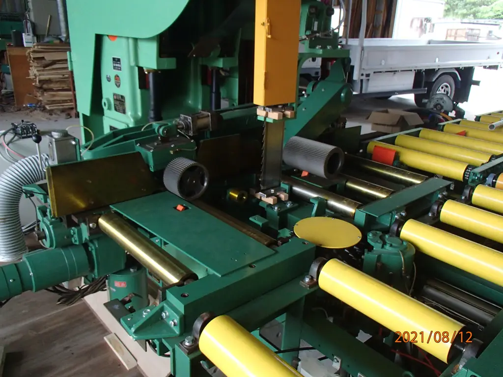 製材機械：オートテーブル3号機